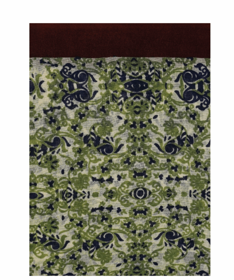 Sciarpa blu, grigia e verde in lana