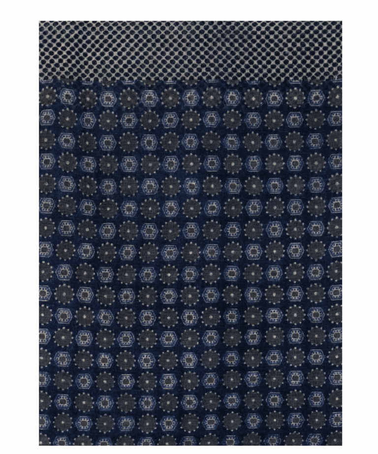 Sciarpa blu e grigia in lana